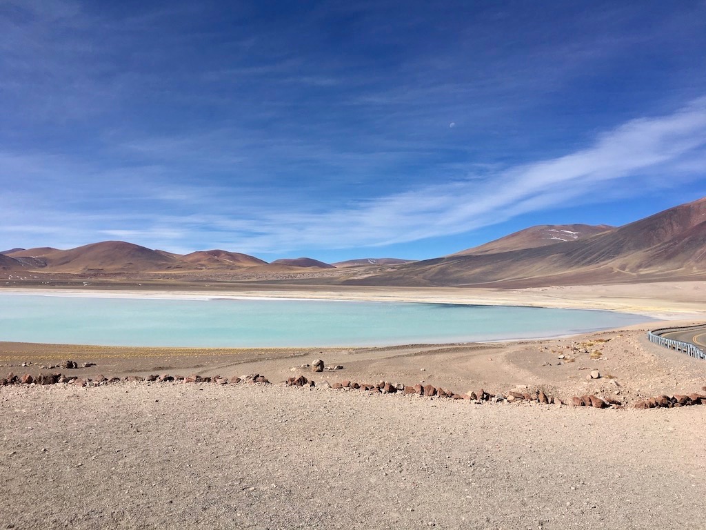 Reise - Urlaub - Restaurants - Natur - Urlaub in Chile - Urlaub in der Atacama - Individualreise - Sehenswürdigkeiten - Urlaub in Südamerika - Landschaft - Sightseeing - Wandern - Aktivurlaub - Vulkane - Wüste - Hochland - Altiplano